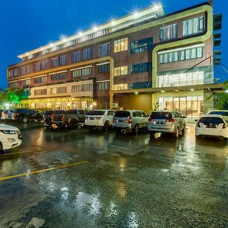 皇家伊迪酒店 Idirayeuk 外观 照片
