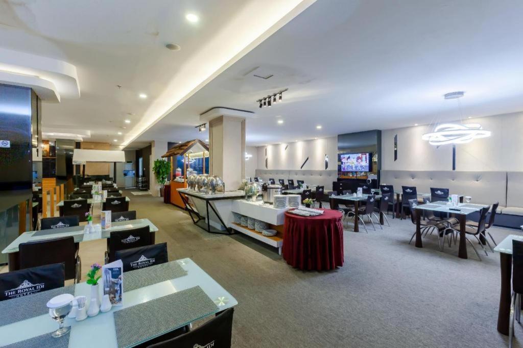 皇家伊迪酒店 Idirayeuk 外观 照片